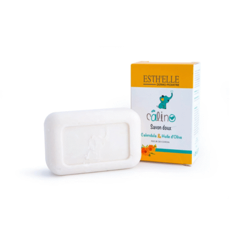 Savon Esthelle Calino, pain de 200 g, formule douce adaptée à la peau délicate des bébés et enfants.